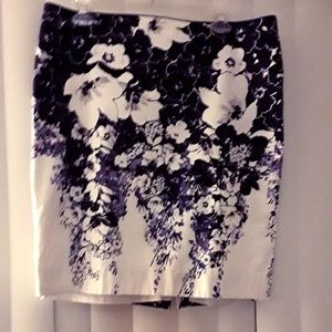 White House Black Market Spring Skirt Size 12